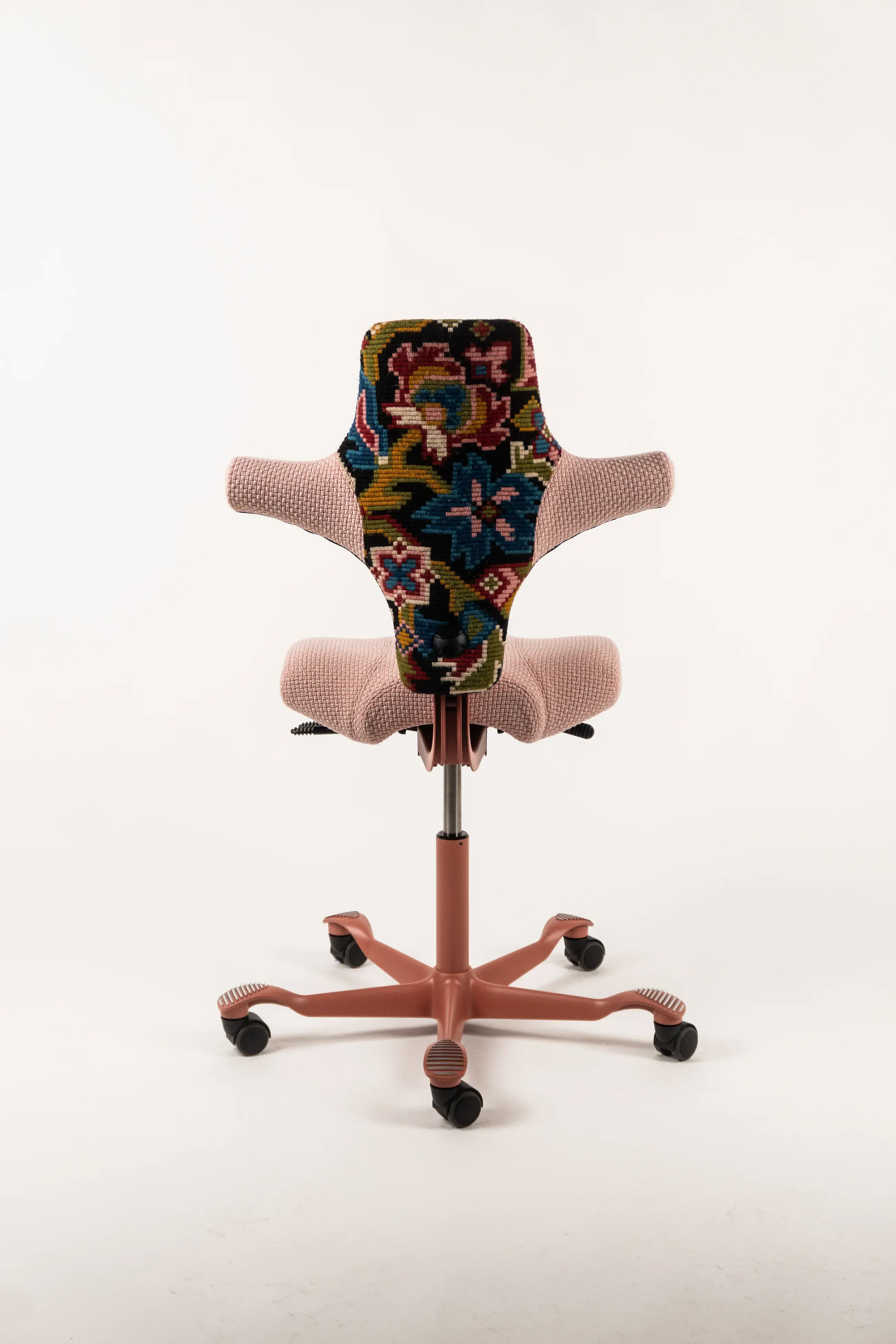 Flokk-images-recouture-hag-capisco-product-image_03.1