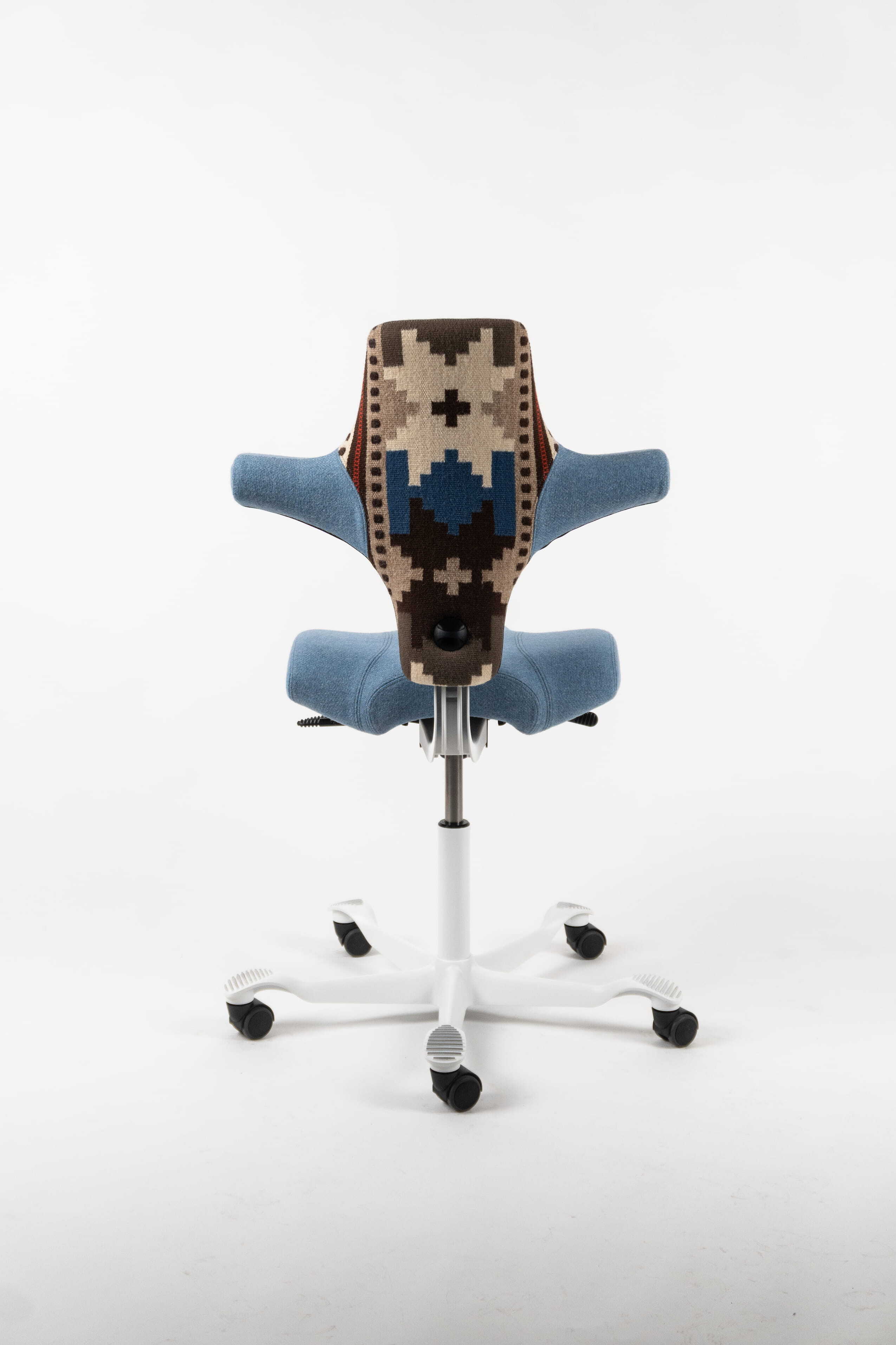 Flokk-images-recouture-hag-capisco-product-image_15